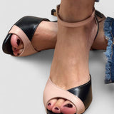Noirella - Chaussures à talon moyen avec bride à la cheville