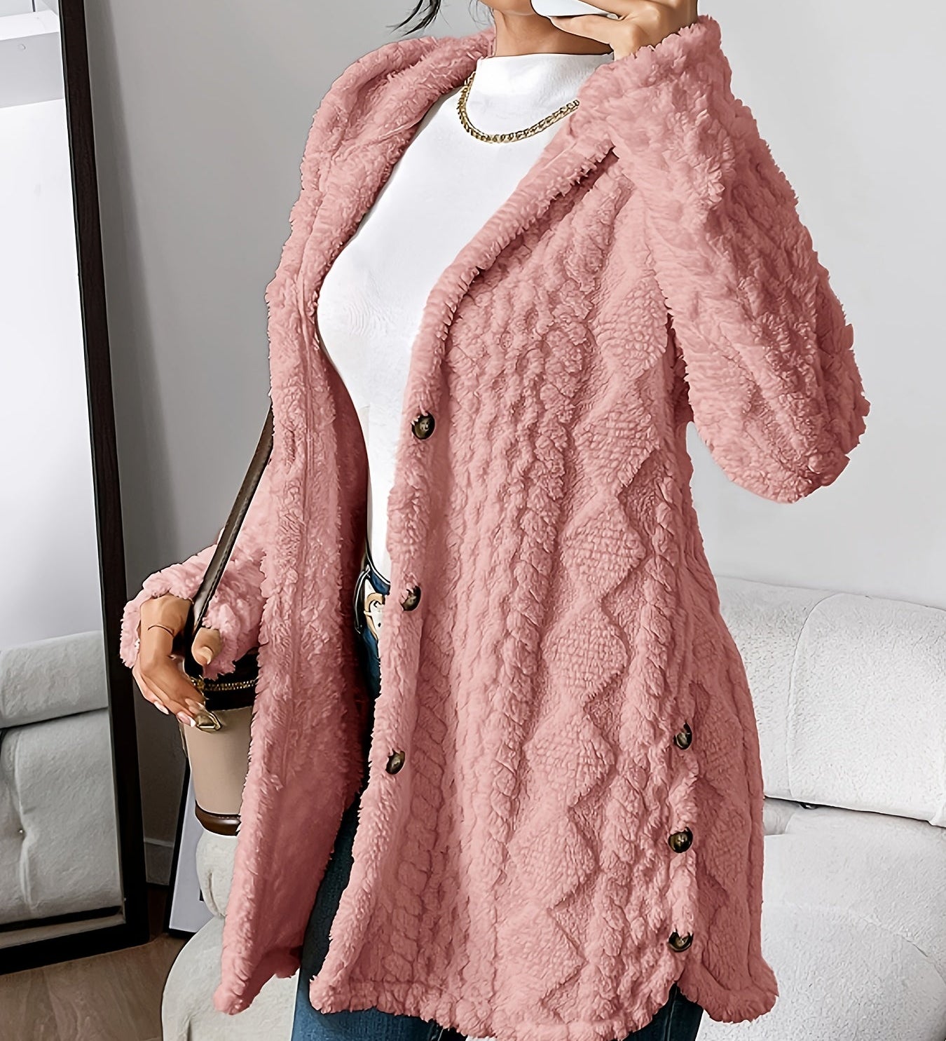 Sara - Manteau avec capuche en peluche