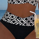 Sara - Bikini Deux Pièces avec Soutien-Gorge en Découpe et Motif Diamant