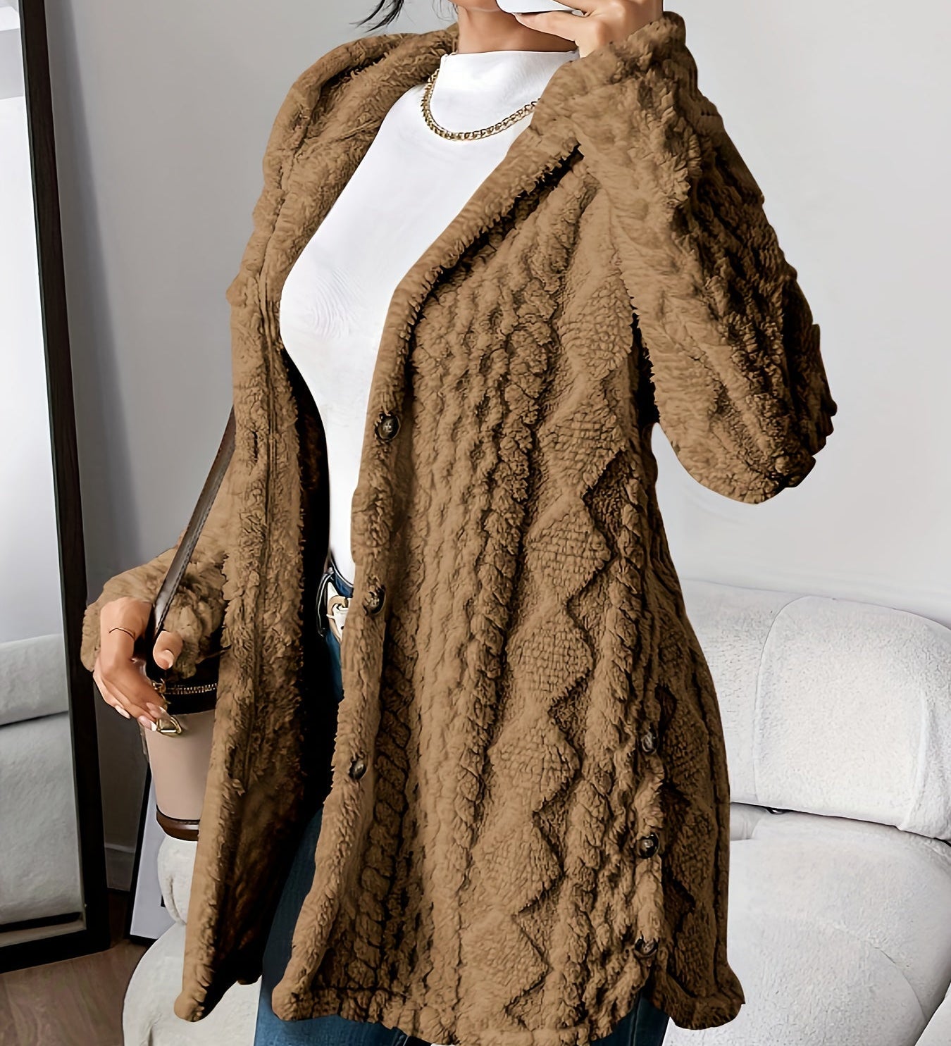 Sara - Manteau avec capuche en peluche