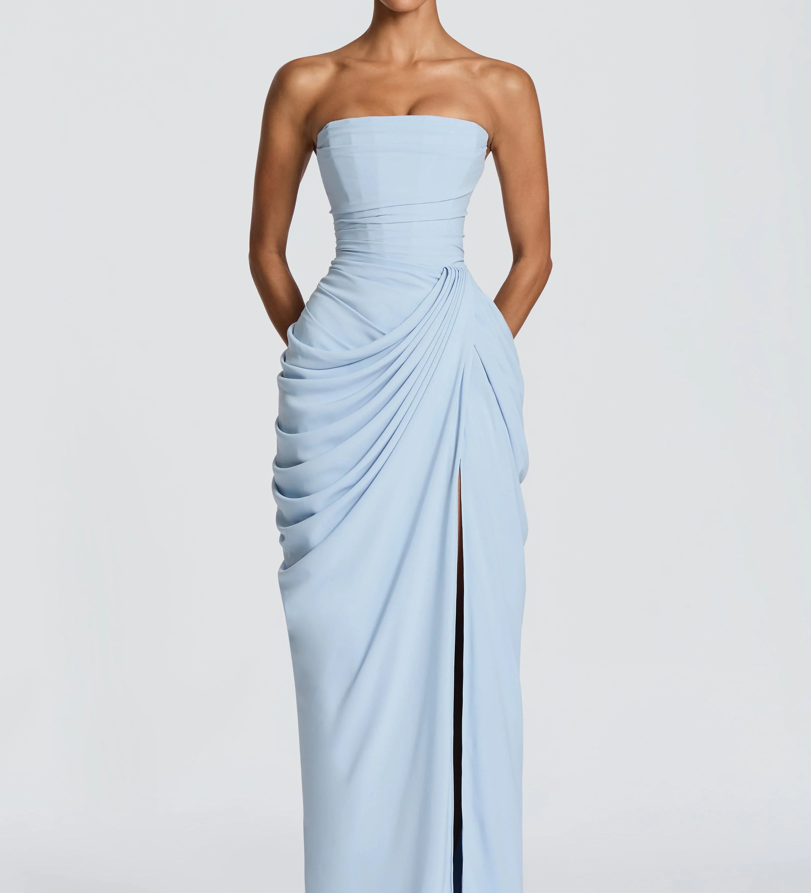 Adriana - Robe Longue Drapée avec Fente