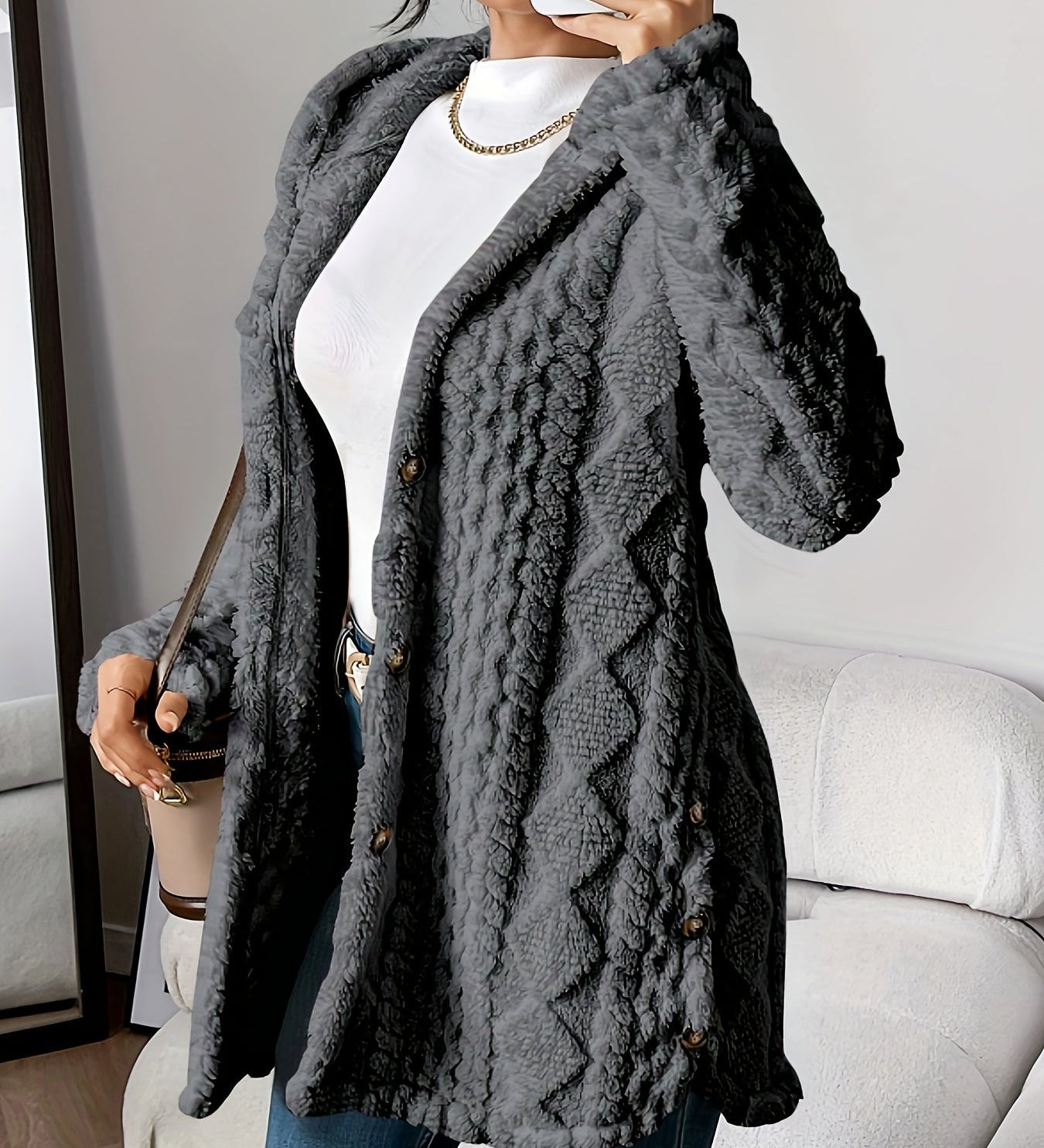 Sara - Manteau avec capuche en peluche